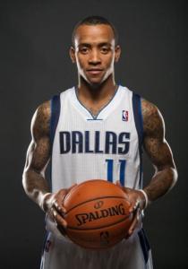 的内线替补 的内线替补